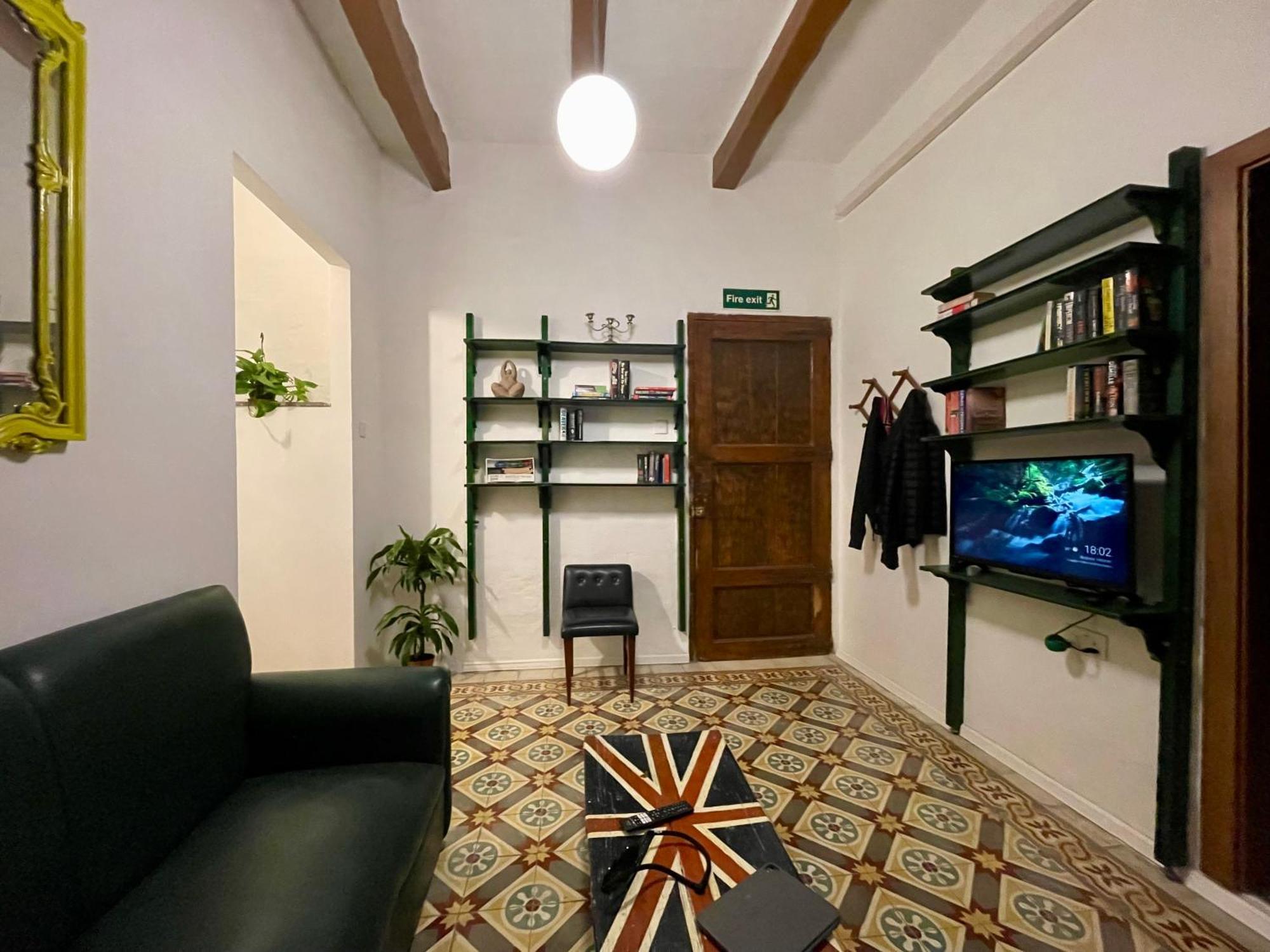 Your Apartment Ил-Фурияна Екстериор снимка